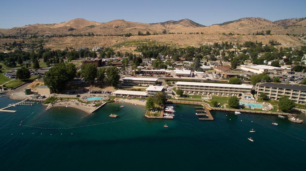 Campbell'S Resort On Lake Chelan Exterior photo