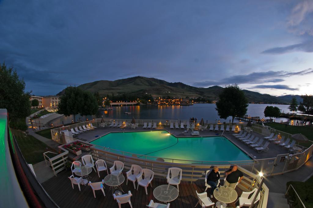 Campbell'S Resort On Lake Chelan Exterior photo